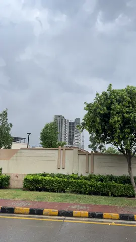 Weather in morning B 17 islamabad 😍🫀🌧️#cloudy #multigardens_b17_islamabad #b17islamabad #foryoupage #b17islamabad❤️ #pakistan #trending 
