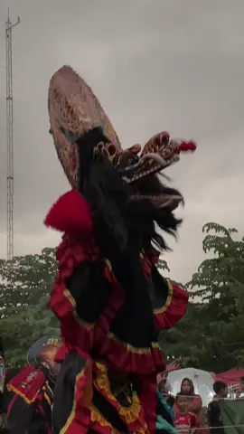 lee cah bagus😇#budoyojawi #jarananindonesia #barongan #pembarongnusantara #barongankediri #kesenian #brandatiktok #jogja24jam #fyp @Samudra1228 