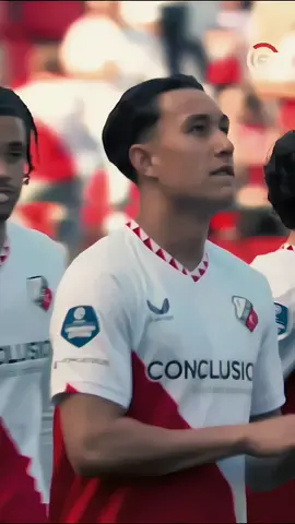 Milano Jonathan sayap kanan fc Utrecht yg mempunyai darah Indonesia  yg berasal dari Depok #milianojonathans#pemainketurunan#timnasindonesia#naturalisasi🇮🇩#fcutrecht#eredivisie 