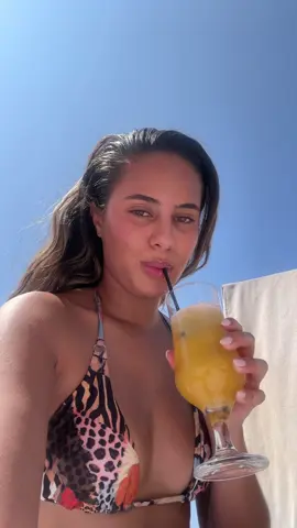 🌊👙☀️⛱️🐚🍸🍹 (fyi - @Isabel’s Zakynthos )
