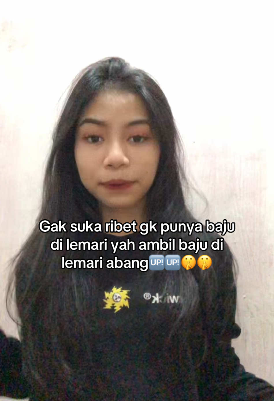 Untung kalau itu baju bukan baju pemberian atau baju yg dinpinjem dri tmnnya plis bakal malu banget😫😫😫