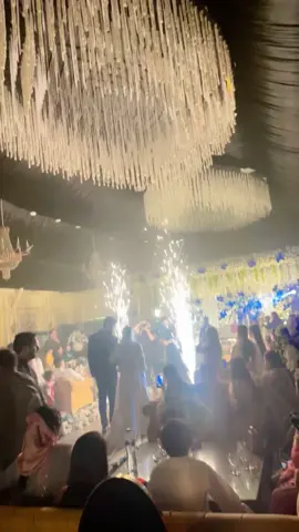✨😅 #lahoripunjabifamily #fypシ゚ #foryou #welovetosmile #foryoupage #viral #viralvideos #trending #trendingvideos #Love #happy #good #dresses #beautiful #family #fun #Vlog #night 