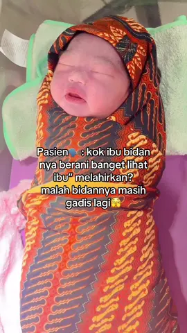 cari pengalaman dulu sapa tau lahiran sendiri😭 #bidan #nakes #ikatanbidanindonesia #perawat #fyp #midwife #quotes #trending #tren #fyp #foryou 