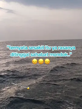huhuu sehat sehat disana yaa☹️🤍 #xyzabc #4u #fypage #fyppppppppppppppppppppppp #mondok #bestfriend 