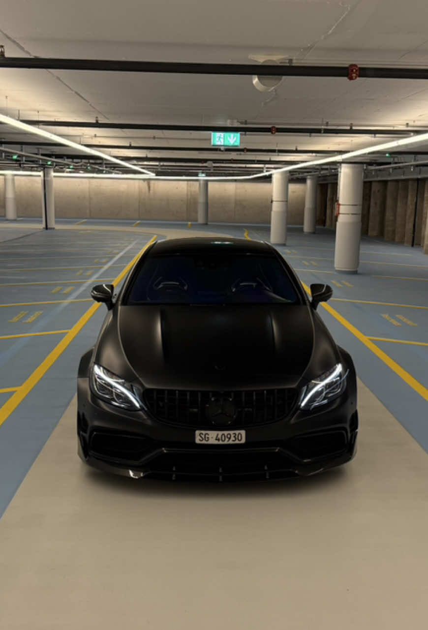 🦇 #mercedes #c63 #amg 