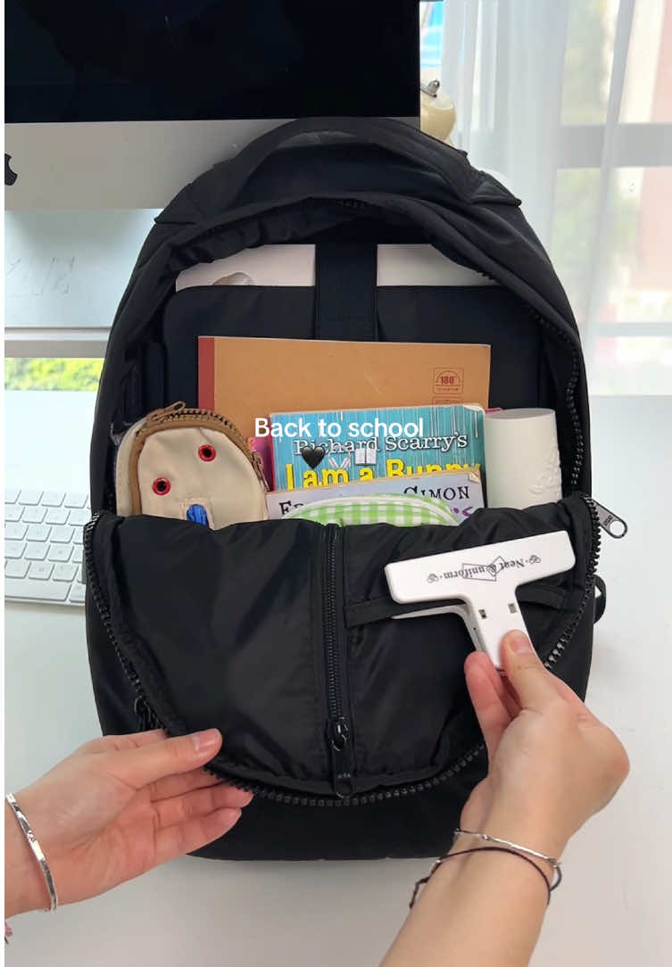 Back to school🖤☁️📖#bagsmart #bagsmartvn #Waterproof #bag #backtoschool #backpack #minibag 