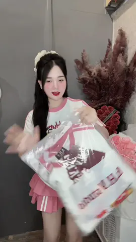 😍😍😍#xuhuong #xuhuong #thoitrangnu #thoitrangtiktok ##quànaoquangchau#p#phôidoxinhuhuong