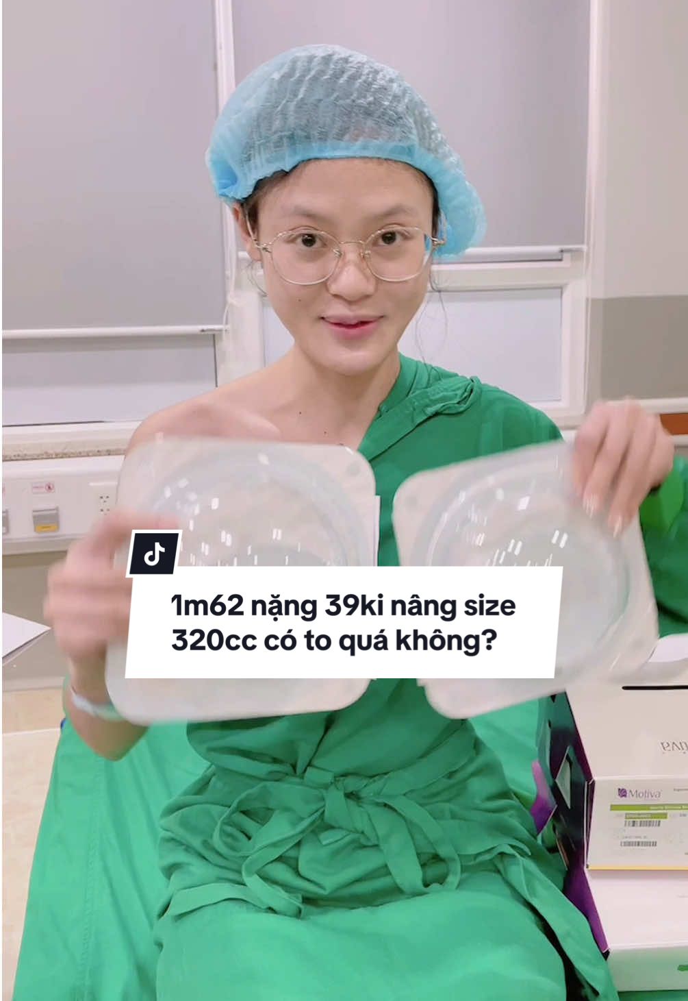 1m62 nặng 39ki nâng size 320cc có to quá không? #LearnOnTikTok #tiktokgiaitri #trend #honnhan #thammy #bacsivanthammy #xuhuong 