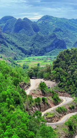Đèo 15 tầng