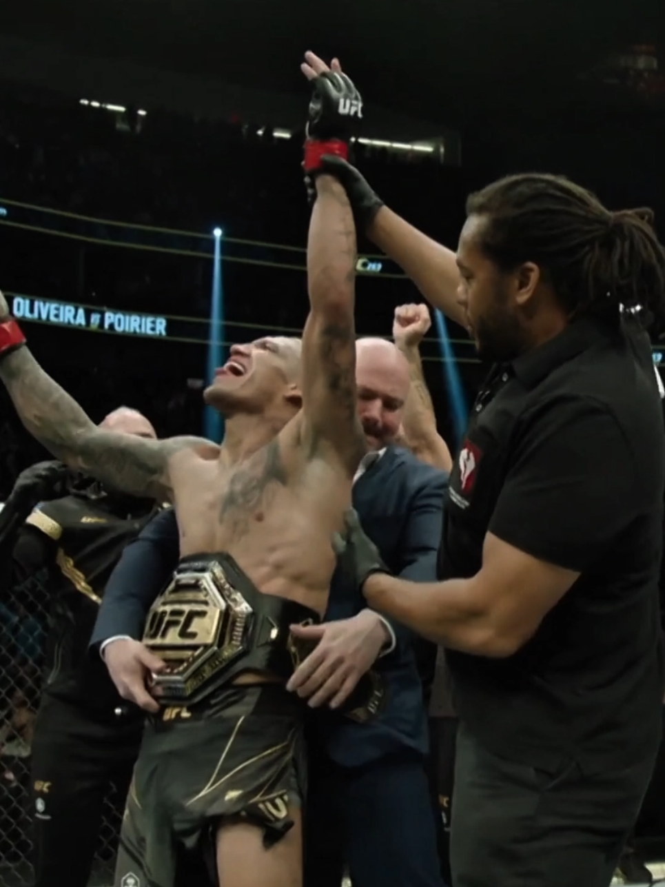 Alguem pra assistir comigo?😔#charlesoliveira #charlesdobronx #UFC #mma #edit #iliatopuria 