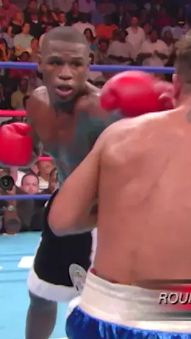 When Floyd Mayweather put on a clinic against Arturo Gatti 😤 #trboxing #toprank #boxing #floydmayweather 