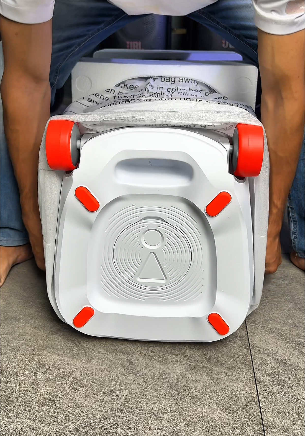 Unboxing the WHITE JBL PartyBox Stage 320 – Stunning Look & INSANE Sound Test! 🔊✨ #JBLPartyBox320 #SpeakerUnboxing #SoundTest #PartySpeaker #WhiteSpeaker #JBLUnboxing #TechTok #AudioLovers #JBLStage320 #ViralTech #UnboxingExperience #TikTokTech #SpeakerGoals #unitedstates #united 