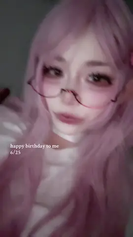 —#MIZI ; & its yuri day in japan & im japanese this is so yuriful [ @xinyi 🐈‍⬛ ]  #alienstage #alnst #alienstagemizi #mizicosplay #alienstagevivinos 