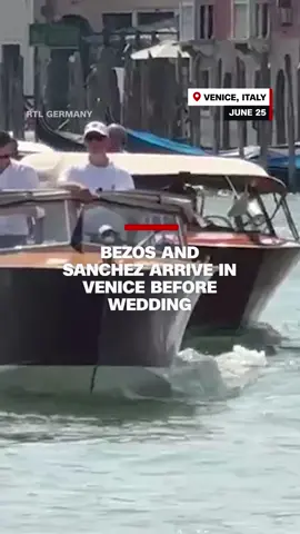 Jeff Bezos and Lauren Sanchez arrived in Venice, Italy before their wedding. The couple was spotted entering the Aman Venice hotel. #CNN #News 