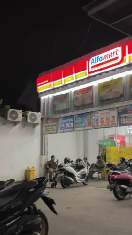 Collab bersama sepuhnya yamaha🥰🖤 #fyp #fyptiktok #cinematic #cinematicmotor #vario #varioledold #vario150 #variogank #varionisty #varioindonesia #hondavario #fizr #fizrindonesia #yamahafizr  @4LL 