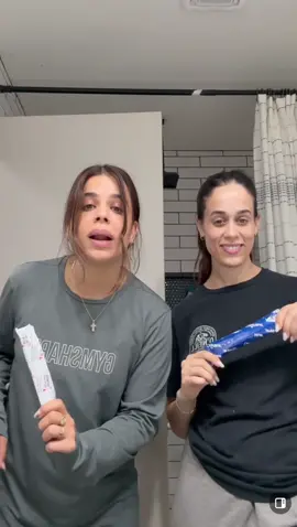 Reaccionando a la prueba de embarazo de Karla😍 #karla  #karleshion 