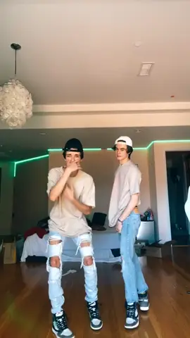 #videosoldtrend #oldtiktok #oldtrend #foryou #foryourpage #dance #fyppp #fydongggggggg 