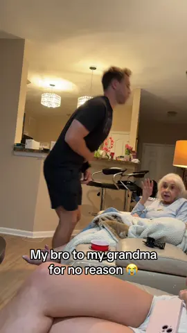 Grandma was ready 😂 @itgirl (via:@Hailey Salkin) 