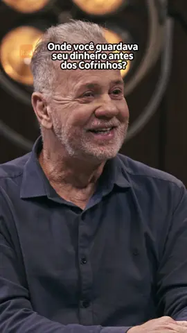 É, a vida antes dos Cofrinhos era mais ou menos assim. Ainda bem que as coisas evoluem, né? E você, guardava dinheiro onde antes deles aparecerem na sua vida? #LuizFernandoNoTáFeito