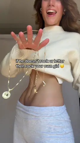 Its Sale time Girls 🥰 Go rock your letter! #ystt #jewelry #die2025lisa #foryou #fyp #fürdich @YSTT JEWELRY 
