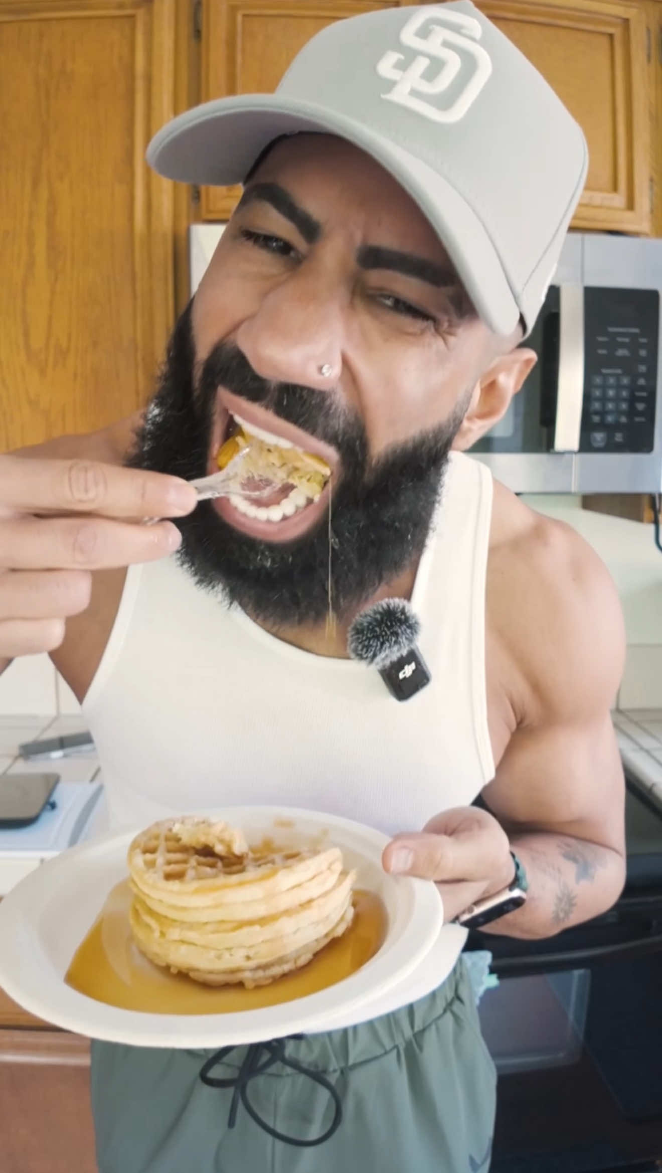 THE TRUTH ABOUT “WHAT I EAT IN A DAY” VIDEOS 👇🏾 Don’t watch these and think you need to copy what the person eats to get results. That’s not how this works. There are a million different ways I could’ve hit my calorie goals this day. These meals just happened to be simple, boring, and realistic for the mood I was in. Truth is, I was lazy. I wasn’t feeling my best. So I kept it basic and hit my numbers. That’s what matters. Hit your Calorie Goals through the proper portion of Fats, Carbs and Protein. Once you understand that, you’ll stop obsessing over eating exactly like the next person. One more thing. Since filming this, I’ve already increased my calories higher than what you’ll see in the video. So don’t use this as a blueprint, just a reference. I really try to make this sound and be as simple as possible for you! Let me know if all of this is making sense! ❤️💪🏾