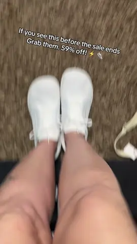 These are going fast! Barefoot, comfort, classic style, and 59% off?! 👟 you’ve got no time to waste #BarefootShoes #MinimalistStyle #ComfySneakers #WomensShoes 