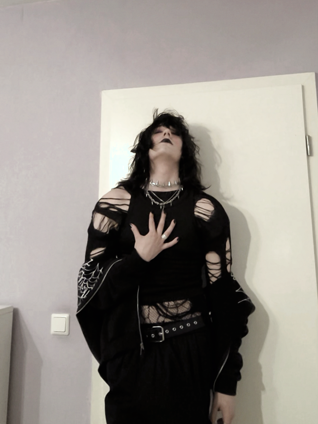 #goth #gothic #gothboy #gothoutfit #gothasethic #vampire #alttiktok 