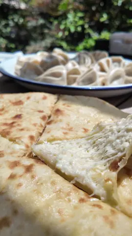 Khachapuri💜🇬🇪 #georgianfood #khachapuri #sakartvelo #georgiancuisine #gastronomictoursingeorgia 