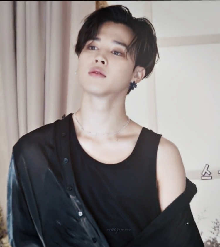 muy criminal | clips:@granai ⁷  cc:me #parkjimin #jimin #jmkvhz #bts #bangtan #edit #foryou #foryoupage #fyp #viral #xyzcba 