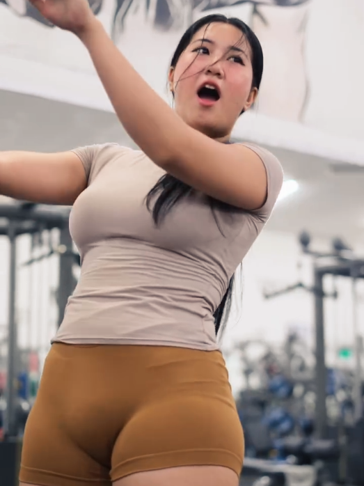 @intananindagym #lovegym #lovehealth #GymTok 