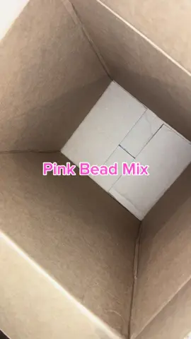 #beads #pink #beadsforpen #beadablepen #DIY #crafting #beadpens #doorablepens #fyp 