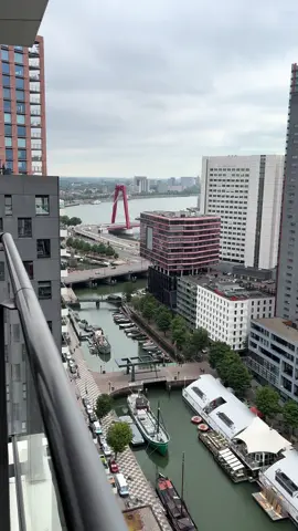 #rotterdam #holanda #trabalho #ly #europa 