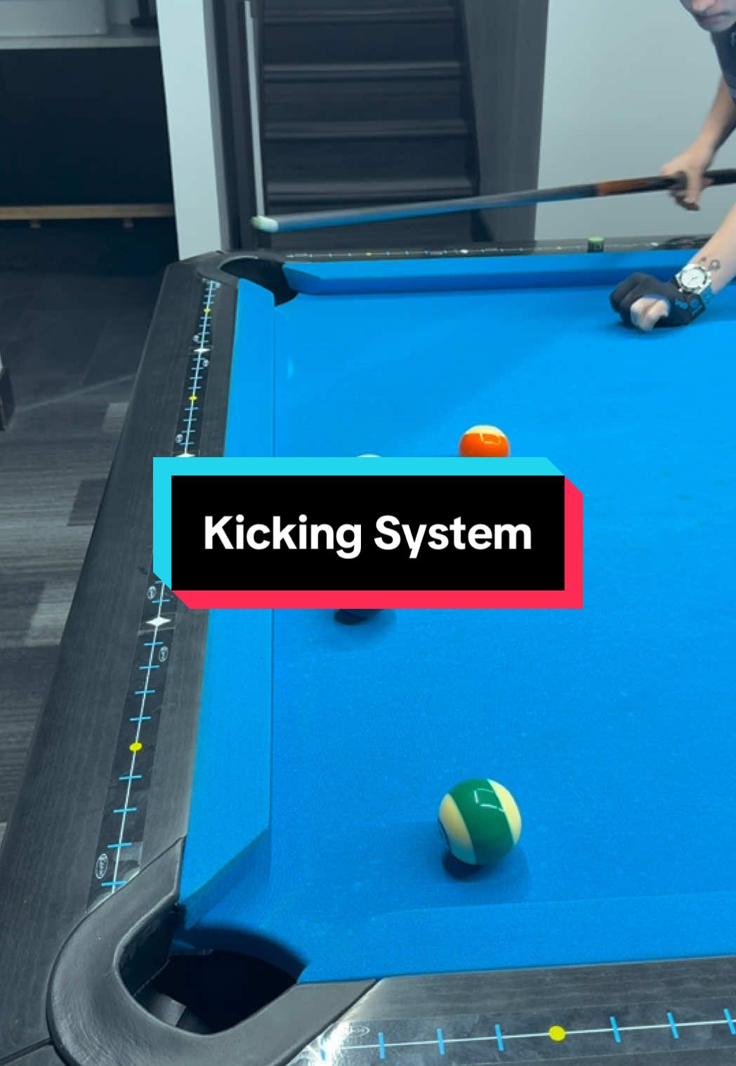How To Make A Kick Shot😁🎱#billiards #8ball #hanoi #bida #billiardsindonasia #pinoysports #vietnam 