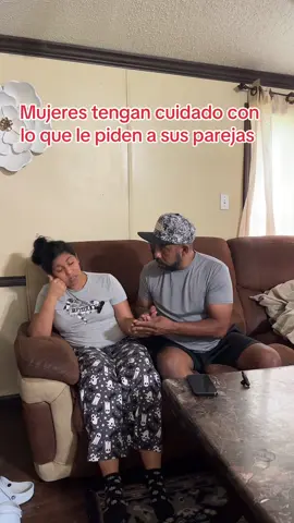 Mujeres piensen bien cuando le pidan algo a sus maridos por que luego se pueden arrepentir #mujeres #couple #funnycouple #humor 