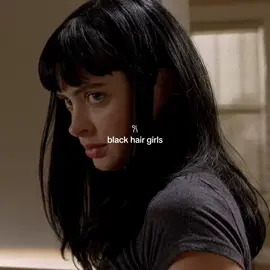 black hair is so pretty #blackhair #meganfox #madisonbeer #janemargolis #jasmine #silvermist #jennaortega #wednesdayaddams #mulan #hair #edits #dontflop #iovelenass #fyp 