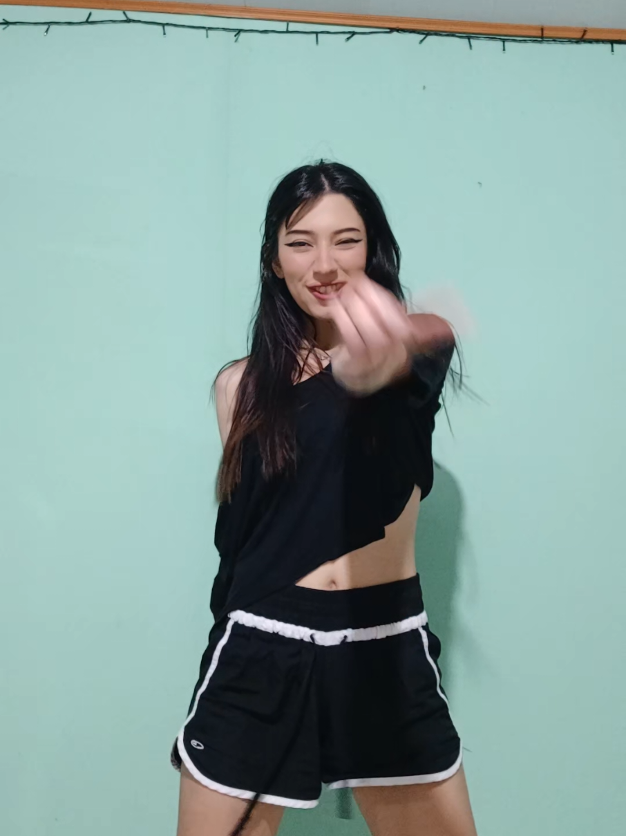 Voy a subir videos bailando esto como mil veces jajaja me encanta 💖 #gnarlyremix #gnarly #katseye #kpop #kpopdance #kpopdancecover #costarica 