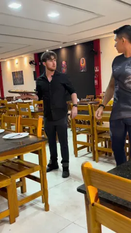 Aproveite você também para vir conhecer o nosso novo rodízio completo na unidade do José Walter! Funcionamos de terça à domingo e estamos esperando a sua visita! José Walter: Rua 69, n°60 Itaperi: Av. Silas Munguba 2255 #viral #humor #filippinipizza #fortaleza #foryou #tik_tok #pizza #memesrestaurantes #humortiktok #engracado #viralvideos #comedia #restaurante #memestiktok 