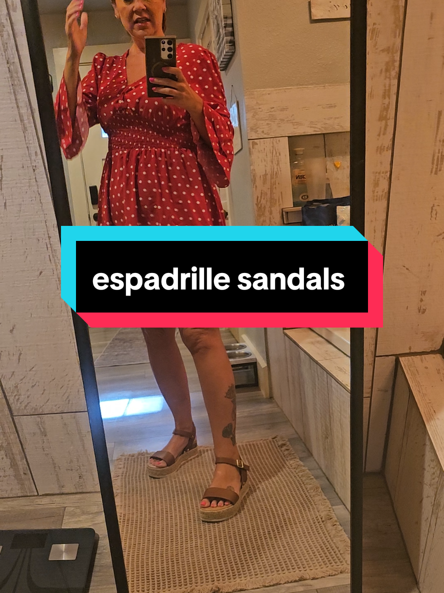 My 900000 video of these #sandals #espadrilles #shoes #flipflops #sandal #shoe #OOTD #ootdinspo #ootdfashion 