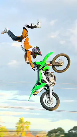 Our jumps are in the suburbs 🙌 this place is heaven! #Kawasaki #FreestyleKings #DirtBike 