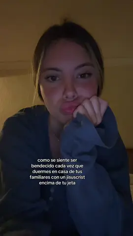confieso que me da mal rollo tener a pana maría observándome 