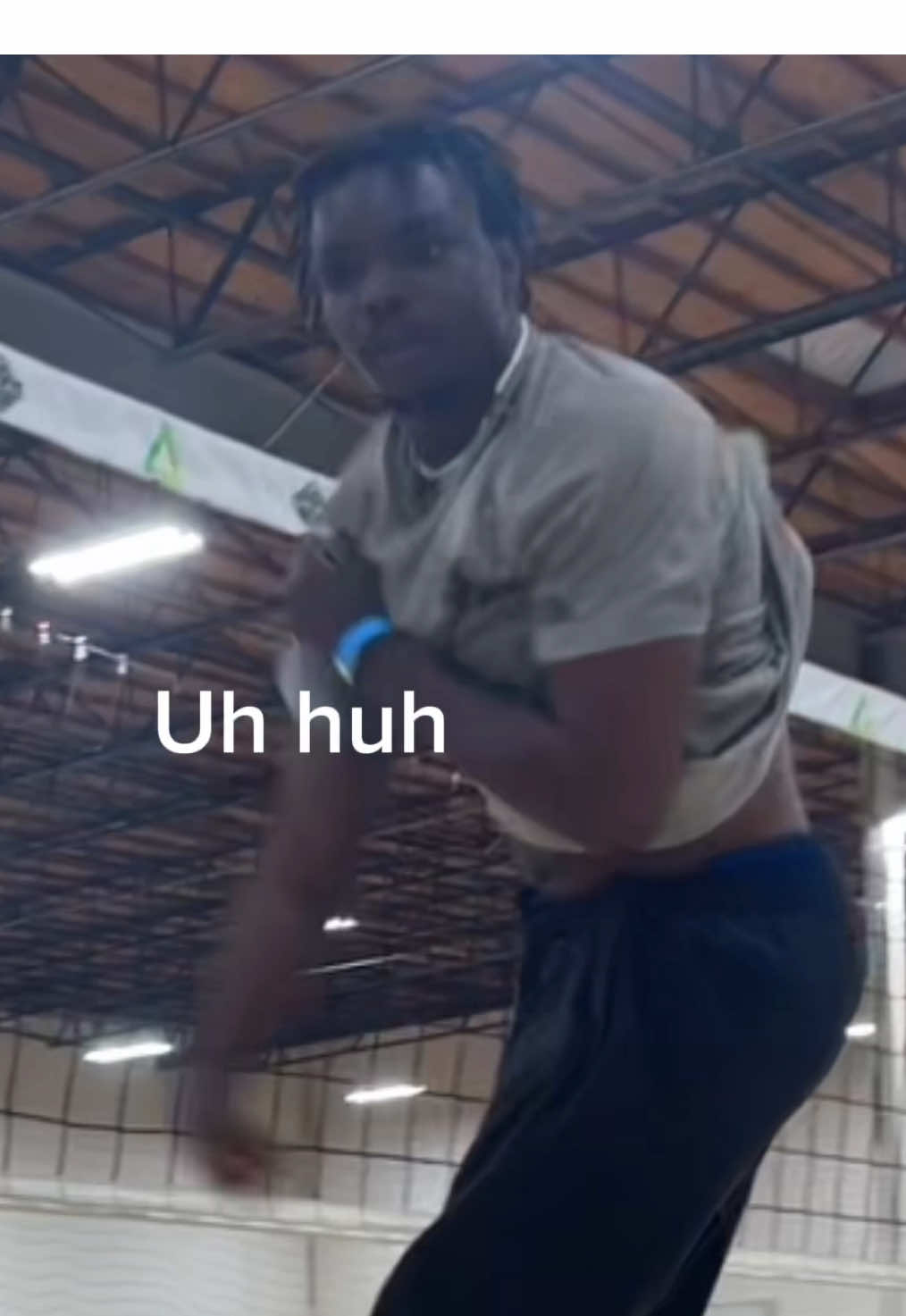 Bro we all saw it  #volleyball #volleyballplayer #comedy #funnyvideos #haikyuu #game #huzz 