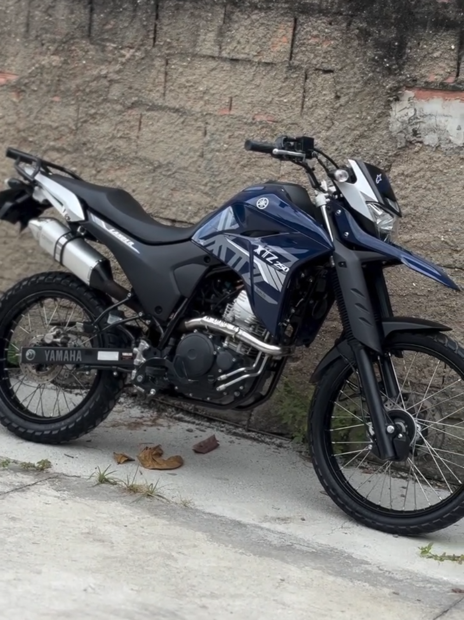 Pega 🔥 . . . . . . . . #lander #lander250 #yamaha #yamahavive #moto #foguete #marcha #favelavenceu #apura #🚀 