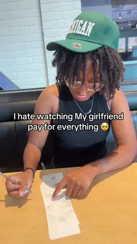 Not my problem 🫣 #wlw #wlwtiktok #wlwcouple #fyp #brexrain 