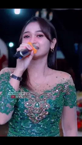 Biarkanku pergi dewi #biarkaniapergi #admajamusic #beranda #campursari #dangdut #karanganyar24jam #ngargoyoso #sragen24jam @mas'geotreex @Cak_Sunu Keb @AdjieWinsa @Agus winar @ardilead86 @Admaja tarantula