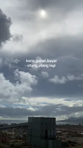 hutang mulu😩#pyf #fy #katakata #lagutimur 