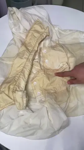 Stop tossing out your stained white clothes——lata#activelaundrysheets  #washclothes #CleanTok #cleaning #whiteshirt #environmentalprotection #washer #washerdryer #laundrypods #laundrysaucepods#cleaningtiktok