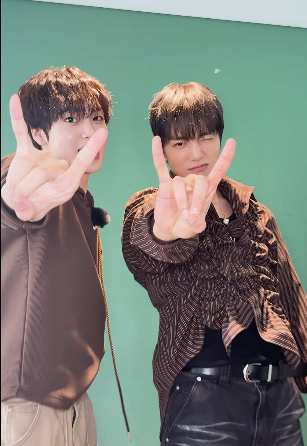 #MONSTAX #몬스타엑스 #MINHYUK #민혁 선배님과 망설일 필요 없이 지금 #SETNETGO_Challenge 🍇 @몬스타엑스_MONSTA X  #CRAVITY #크래비티 #형준 #HYEONGJUN #DaretoCrave #SETNETG0?! #SETNETGO #셋넷고 #NewMusic