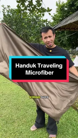 Handuk Traveling Microfiber Qucik Dry Cepat Kering #handuktravel #handuktraveling #handukmicrofiber #handukmikrofiberdewasa #handukmikrofibermurah #handukmicrofiber #handukmicrofibermurah #handukcamping #handukolahraga #handukcepatkering #handukquickdry 