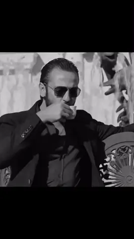 حبيت ارد على الي يقارنون فقط #fartolosadettin #erkankolçak #Ła 