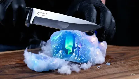 Igloo Cloud ☁️ #fyp #asmr #asmrsounds #satisfying #asmrvideo #relaxing #soothing #cuttingboard #calming #cloud #clouds #northernlights 